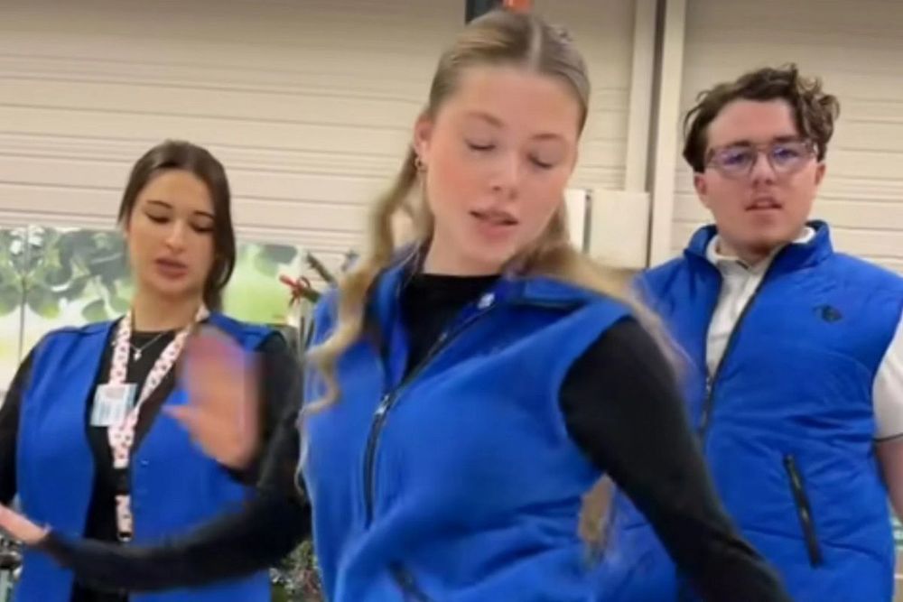 Cette caissière devenue star sur TikTok qui oblige désormais son magasin à revoir toute sa sécurité | So Busy Girls