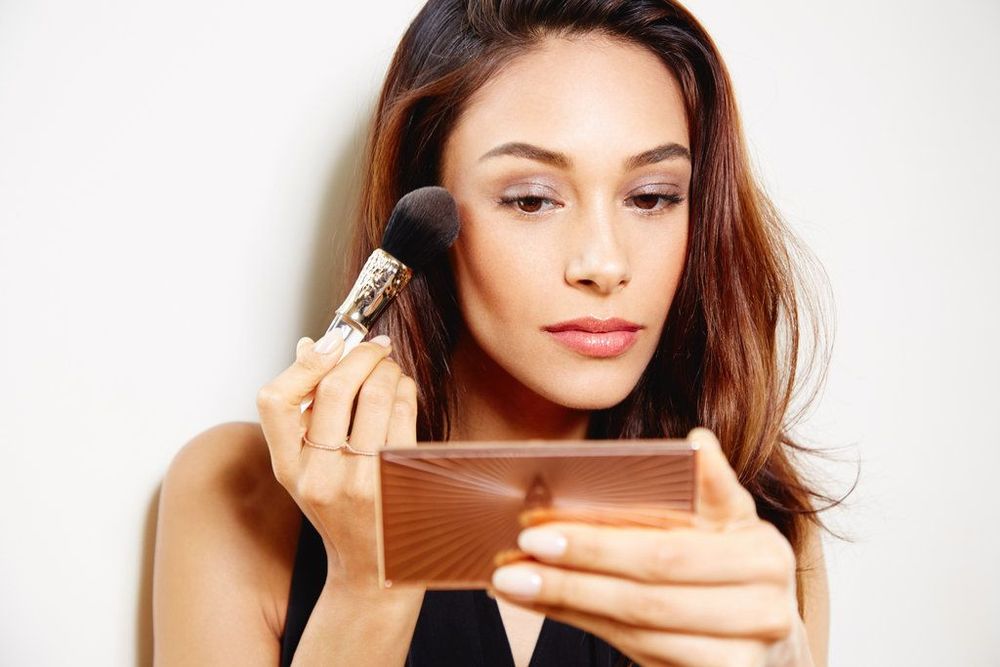 N'UTILISEZ PAS DE MIROIR GROSSISSANT | So Busy Girls