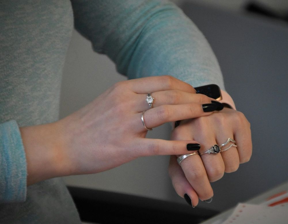 Comment personnaliser et accessoiriser sa montre connectée au quotidien ? | So Busy Girls