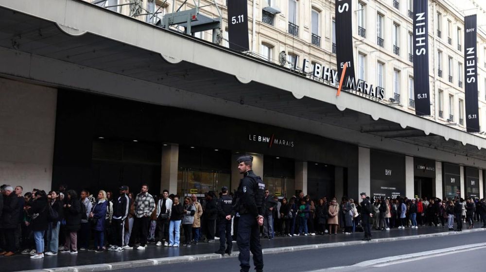 Shein à Paris : files d’attente monstres devant le BHV Marais pour la première boutique permanente au monde | So Busy Girls