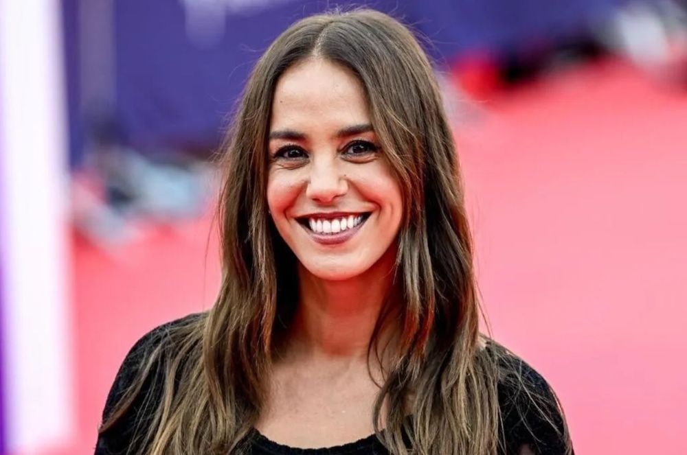 Alice Belaïdi dépassée par le succès d'"Un p’tit truc en plus" : elle avoue ne plus supporter les gens... | So Busy Girls