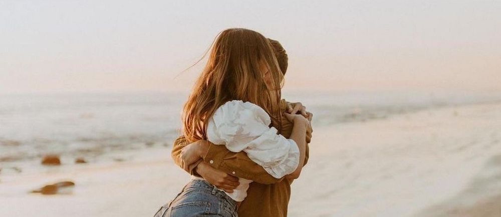 Voici les signes astrologiques les plus fidèles de tous en amour | So Busy Girls