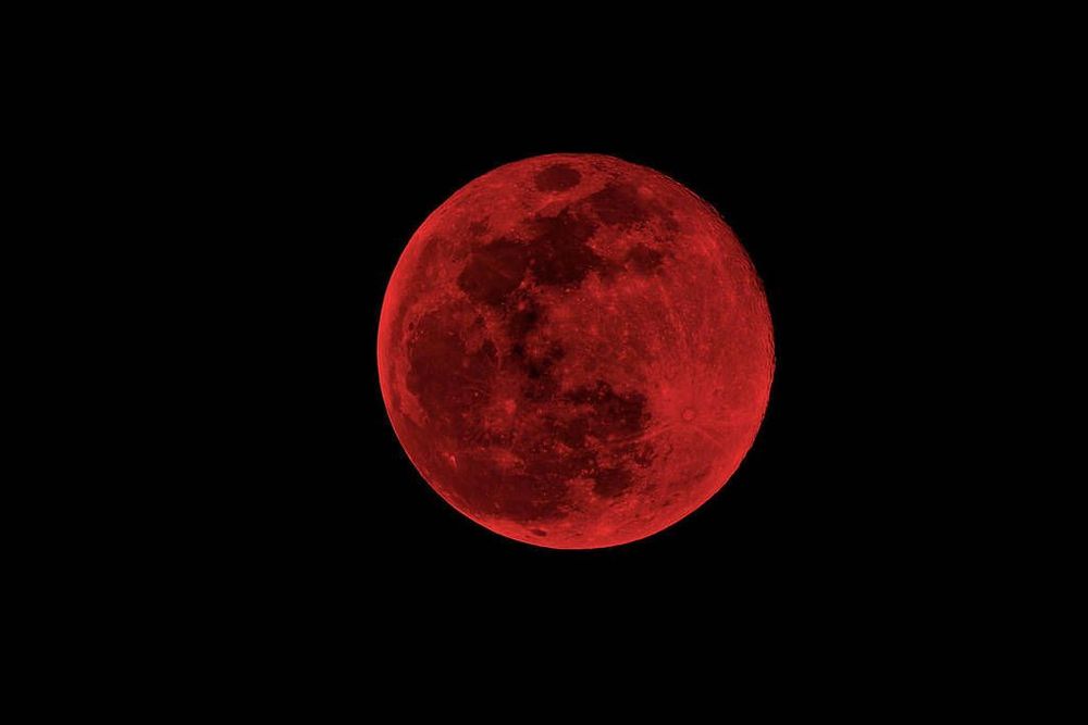 Lune de sang du 3 mars 2026 : ces 4 signes astrologiques à un tournant décisif de chance et d’abondance | So Busy Girls