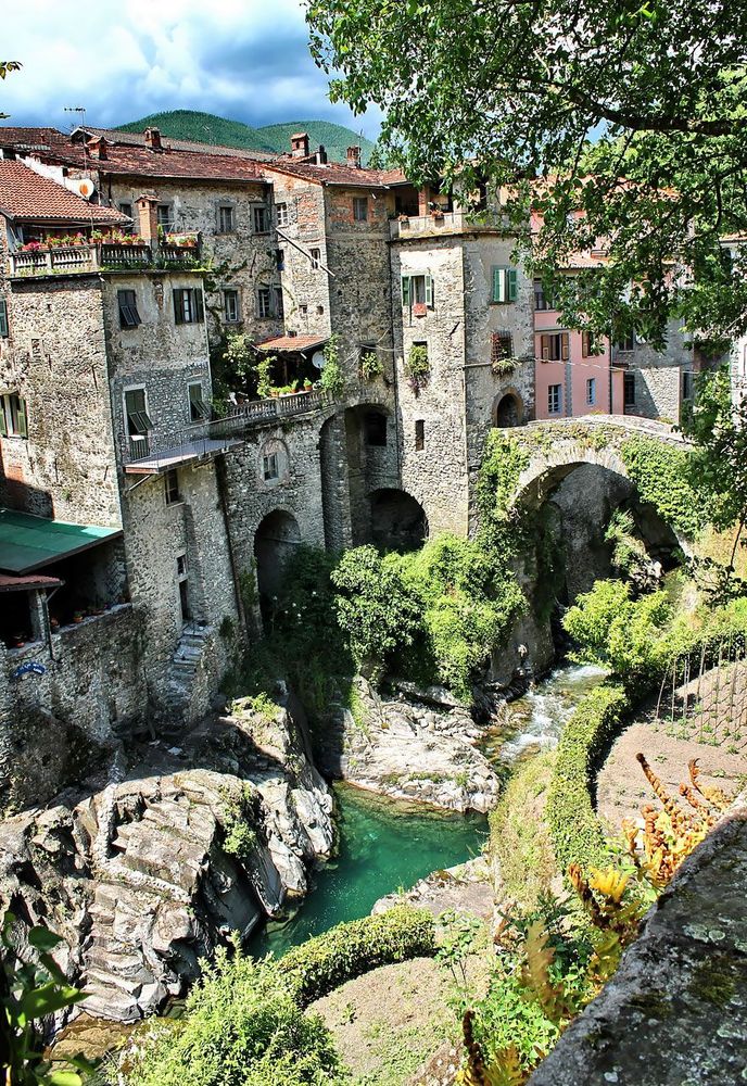 Bagnone, en Italie | So Busy Girls