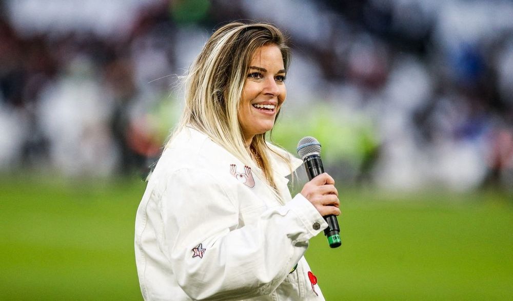 "À jamais les deuxièmes" : Sophie Tapie taquine le PSG après sa victoire historique en Ligue des champions | So Busy Girls