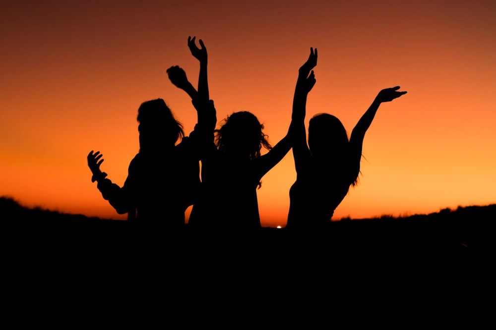 Les activités en ligne à faire entre copines | So Busy Girls