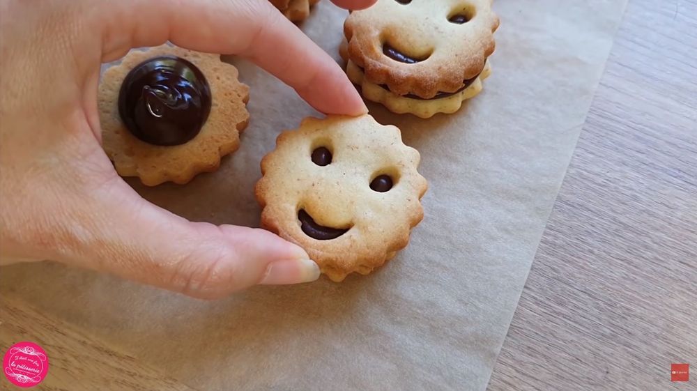 La recette de mini BN maison pour un goûter bonne humeur et gourmand | So Busy Girls