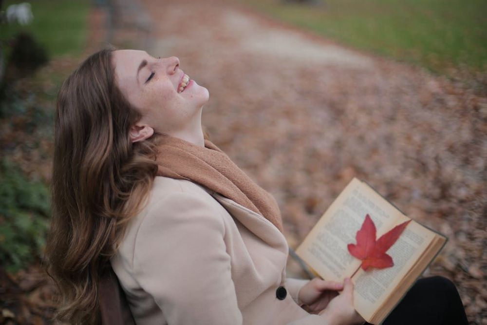 Voici l’heure de la journée à laquelle nous sommes tous les plus heureux | So Busy Girls