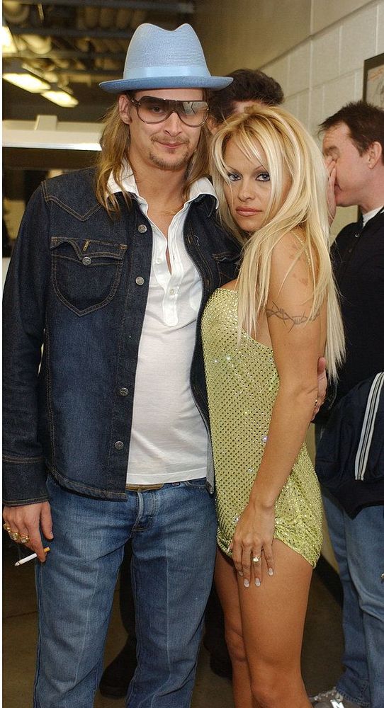 KID ROCK ET PAMELA ANDERSON | So Busy Girls