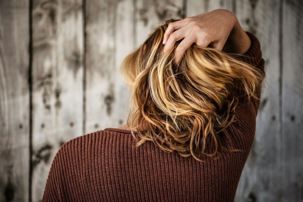 Il suffit d'appliquer ce soin visage sur vos cheveux pour afficher une chevelure magnifique | So Busy Girls