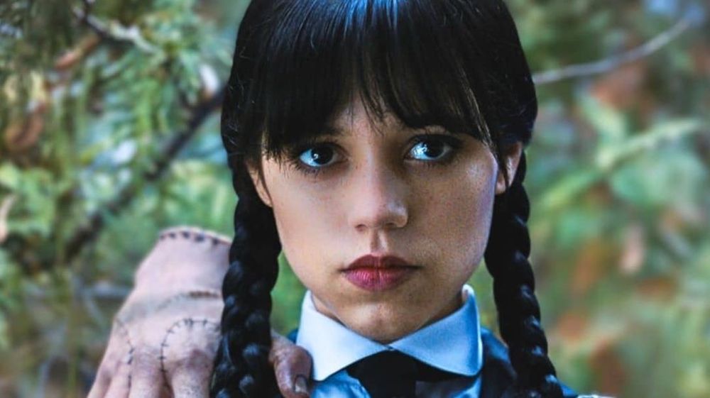 Mercredi saison 2 : la série avec Jenna Ortega détrône Stranger Things sur Netflix | So Busy Girls