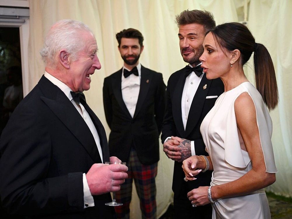 David Beckham anobli par Charles III : Victoria devient Lady Beckham | So Busy Girls