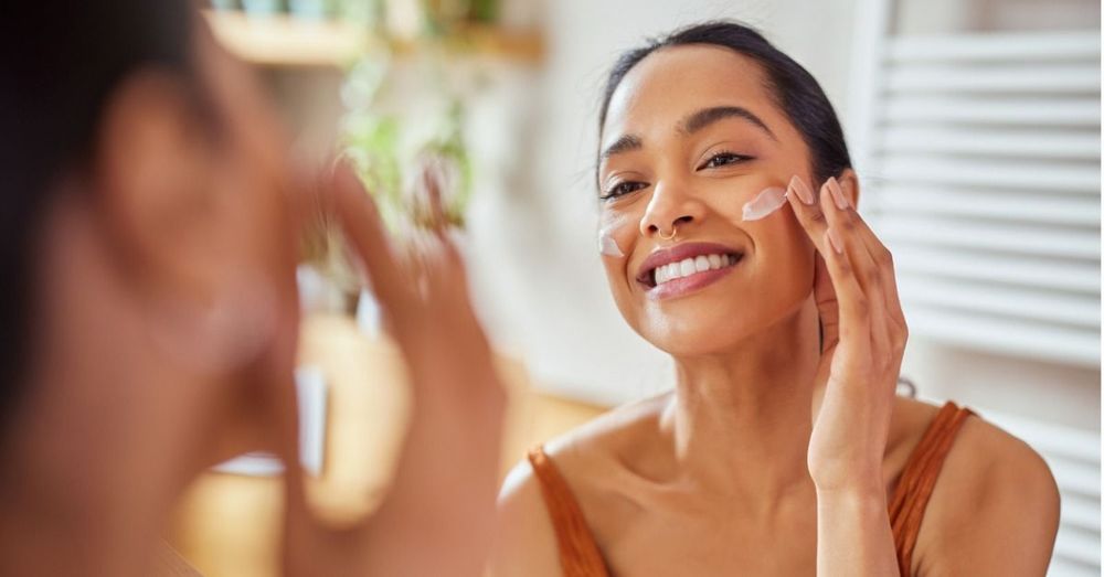 Le « Skin-Care Boom » : pourquoi les soins de la peau sont devenus essentiels en 2020 et ce que disent les experts | So Busy Girls