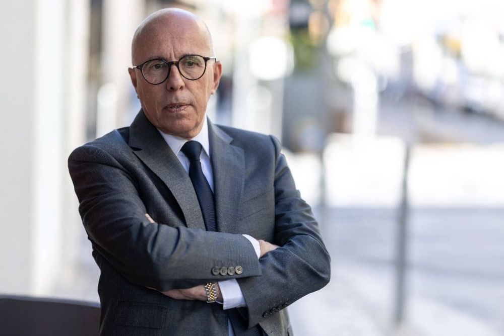 "Il est prisonnier" : cette phrase d’Éric Ciotti sur Bruno Retailleau qui intrigue | So Busy Girls