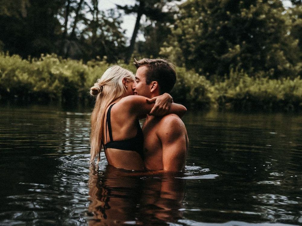 Pourquoi vous n'avez pas besoin de faire l'amour si souvent que ça pour être un couple heureux | So Busy Girls