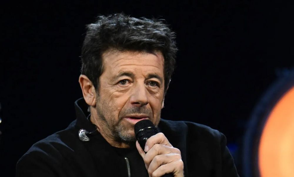 Au Théâtre Édouard VII, le public venu voir Patrick Bruel a été surpris par une scène inattendue | So Busy Girls