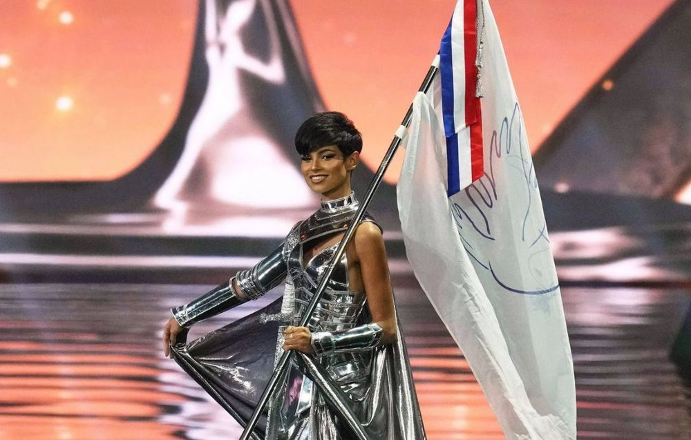 Miss Univers 2025 : la place d’Ève Gilles révélée, et sa performance surprend | So Busy Girls