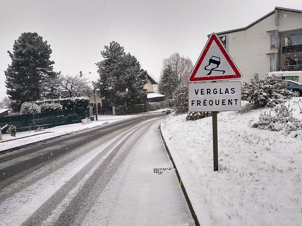 Neige et verglas : voici les 7 départements en vigilance jaune ce vendredi | So Busy Girls