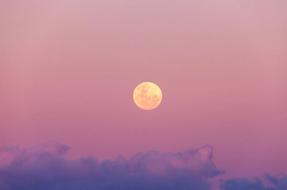 « Je suis épuisé sans raison » : cette pleine lune du 2 avril 2026 pourrait provoquer une fatigue émotionnelle inattendue | So Busy Girls
