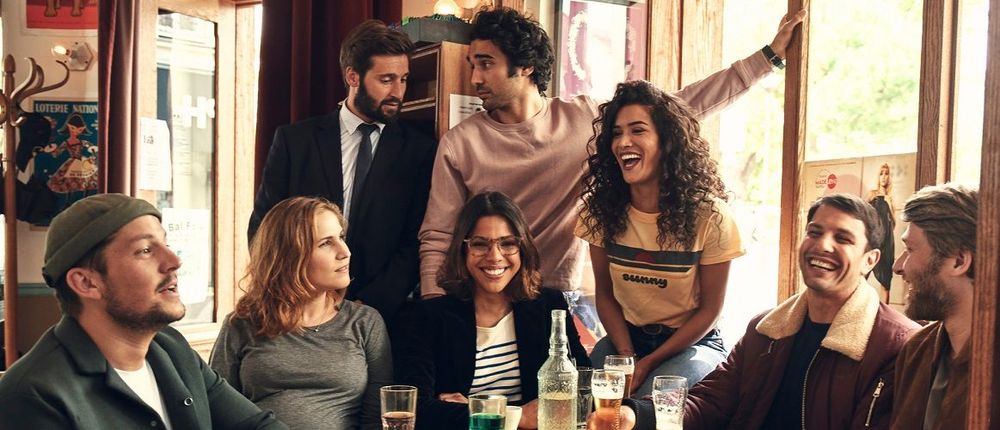 Devenez figurant dans la série Netflix "Plan Coeur" : on vous dit où postuler ! | So Busy Girls