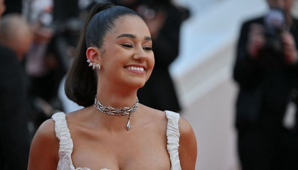 Léna Situations s’emporte sur la diversité : “Je suis une version maghrébine acceptée par la pub” | So Busy Girls