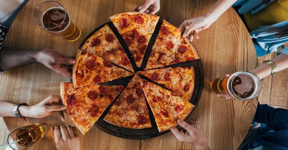 Manger de la pizza pourrait vous aider à améliorer votre productivité | So Busy Girls
