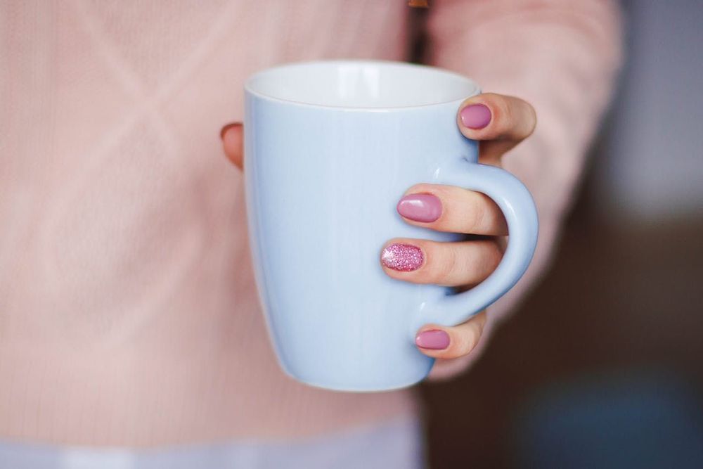 Ongles impeccables sans effort : cette solution qui change tout au quotidien | So Busy Girls