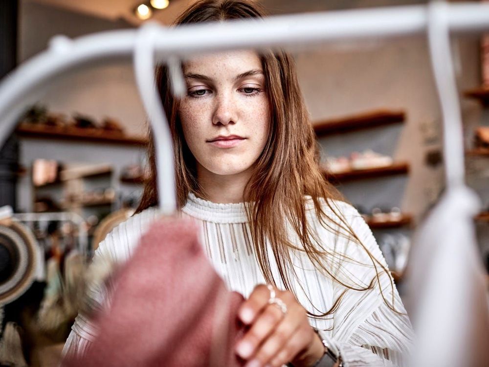 Soldes d’été 2025 en France : toutes les dates à connaître selon votre département | So Busy Girls