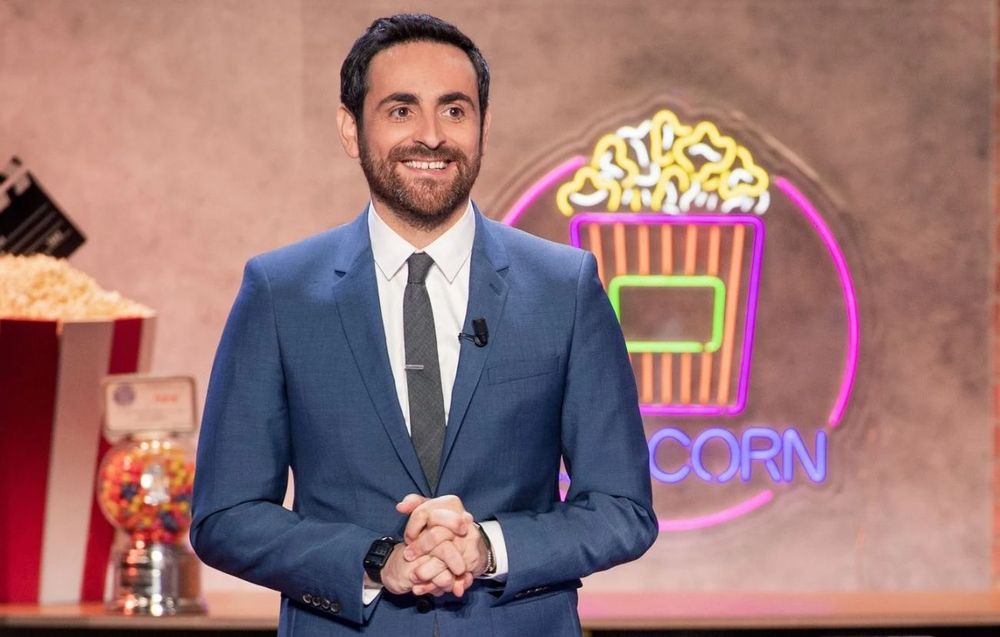 Camille Combal bientôt sur scène ? Kev Adams lève le voile sur un possible one-man-show | So Busy Girls