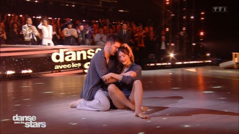 "Ça a changé qui j'étais" : Julien Lieb bouleversant dans Danse avec les stars, ses confidences poignantes sur la mort de son père | So Busy Girls