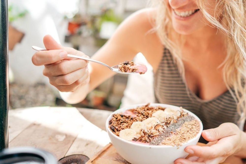 Les 10 meilleurs aliments pour brûler les graisses de manière naturelle | So Busy Girls
