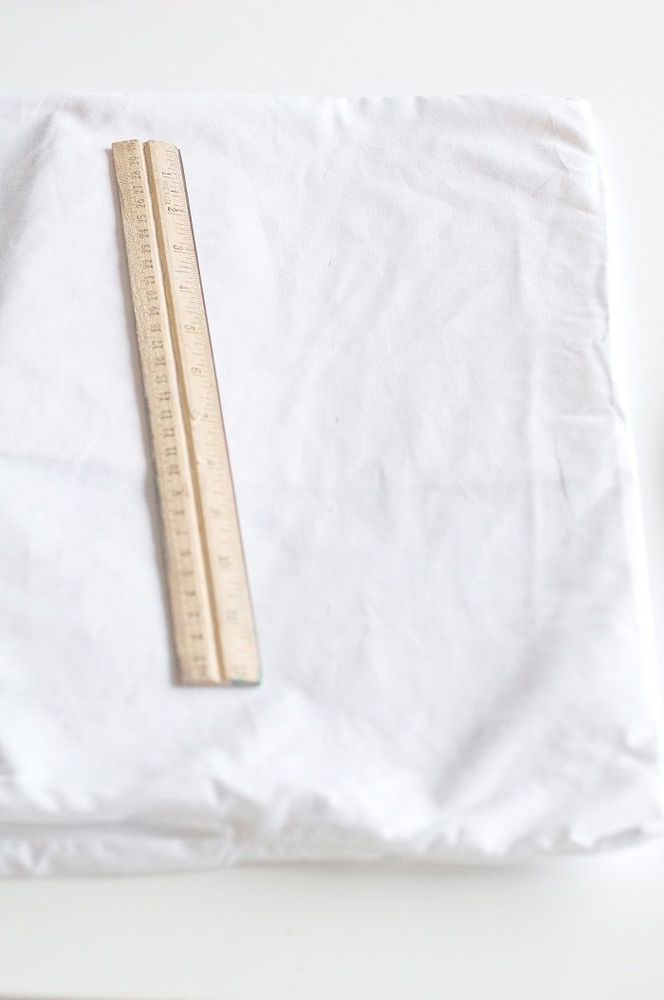 3. Tracez une ligne pour savoir où appliquer votre tampon | So Busy Girls
