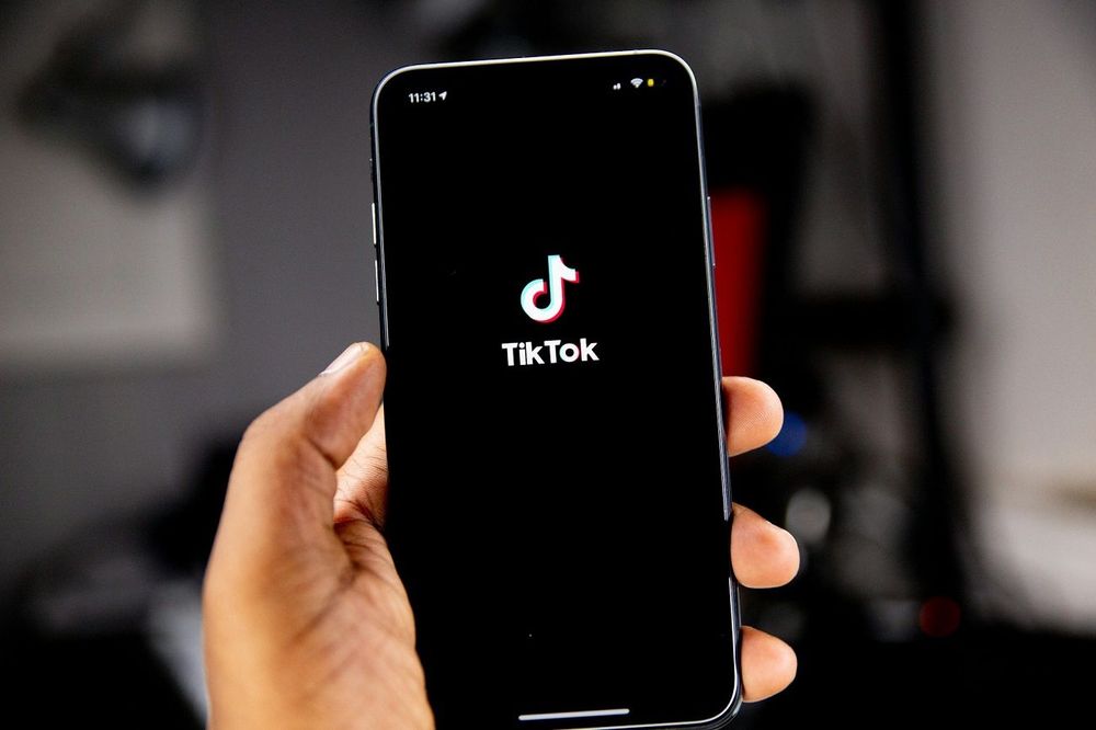 Comment télécharger des vidéos TikTok sans filigrane ? | So Busy Girls