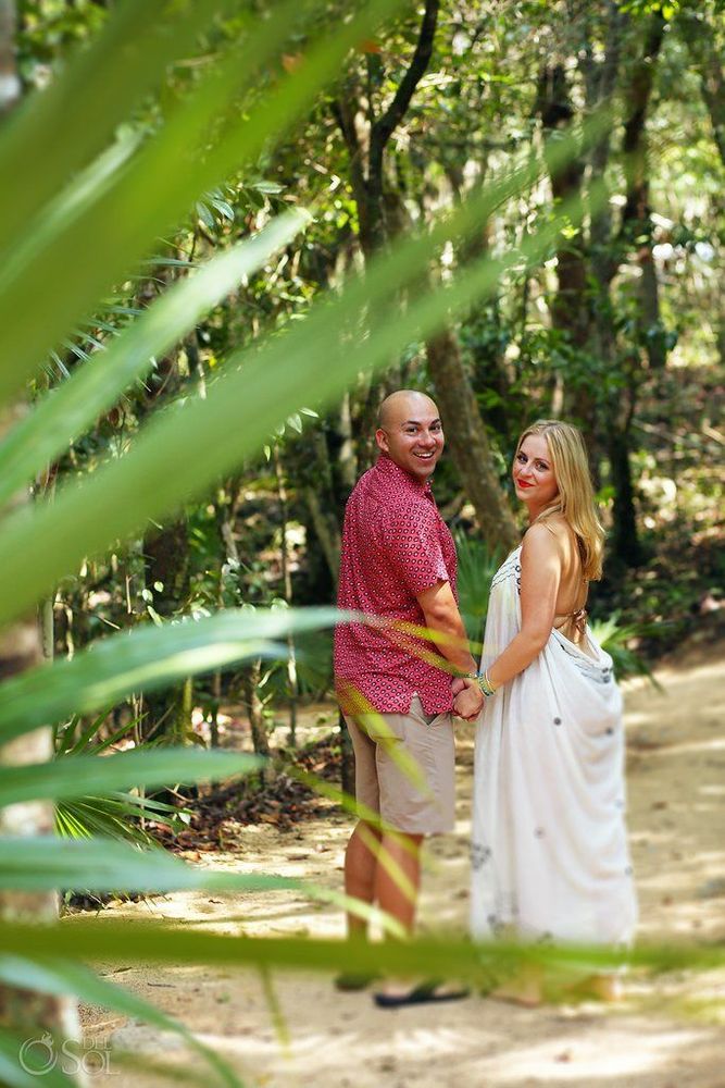 Elle rêvait d'être une sirène : il a réalisé son rêve en la demandant en mariage sous l'eau ! | So Busy Girls