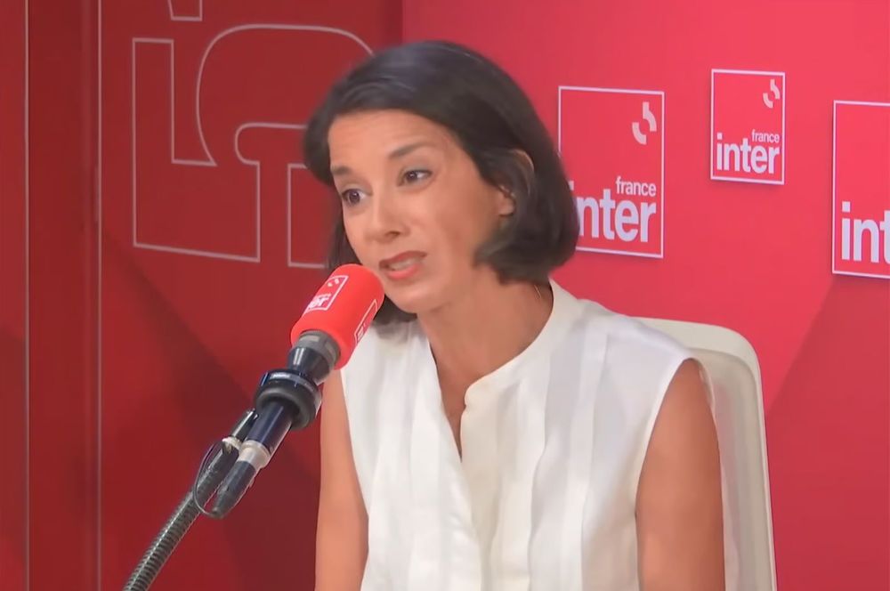 “Ta responsabilité est engagée” : Sophia Aram charge Nagui dans une lettre qui fait trembler France Inter | So Busy Girls