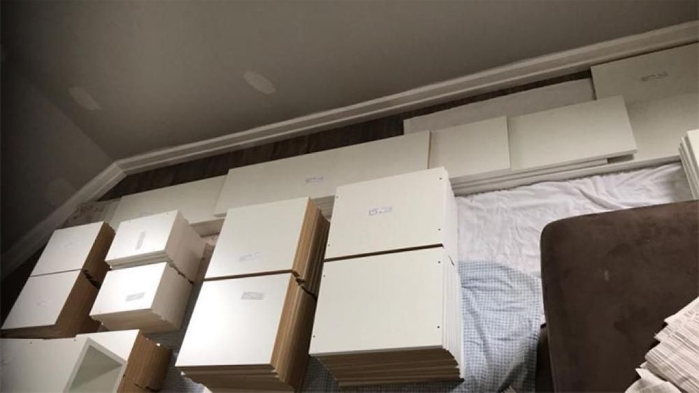 Quand vous verrez à quoi ressemble cette bibliothèque magnifique, vous allez vouloir la même | So Busy Girls