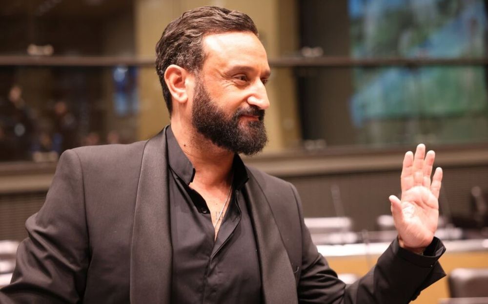 Cyril Hanouna fait peau neuve sur W9 avec « Tout beau, tout 9 » : ce que l’on sait de sa nouvelle émission | So Busy Girls