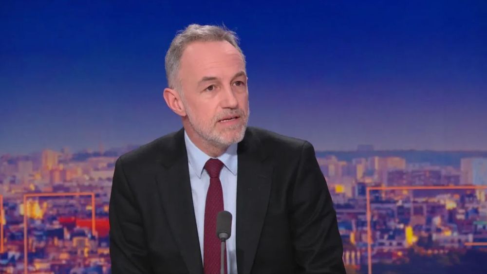 « Je ne fais pas de complotisme » : Emmanuel Grégoire maintient ses accusations sur Emmanuel Macron sans avancer « aucune preuve » | So Busy Girls