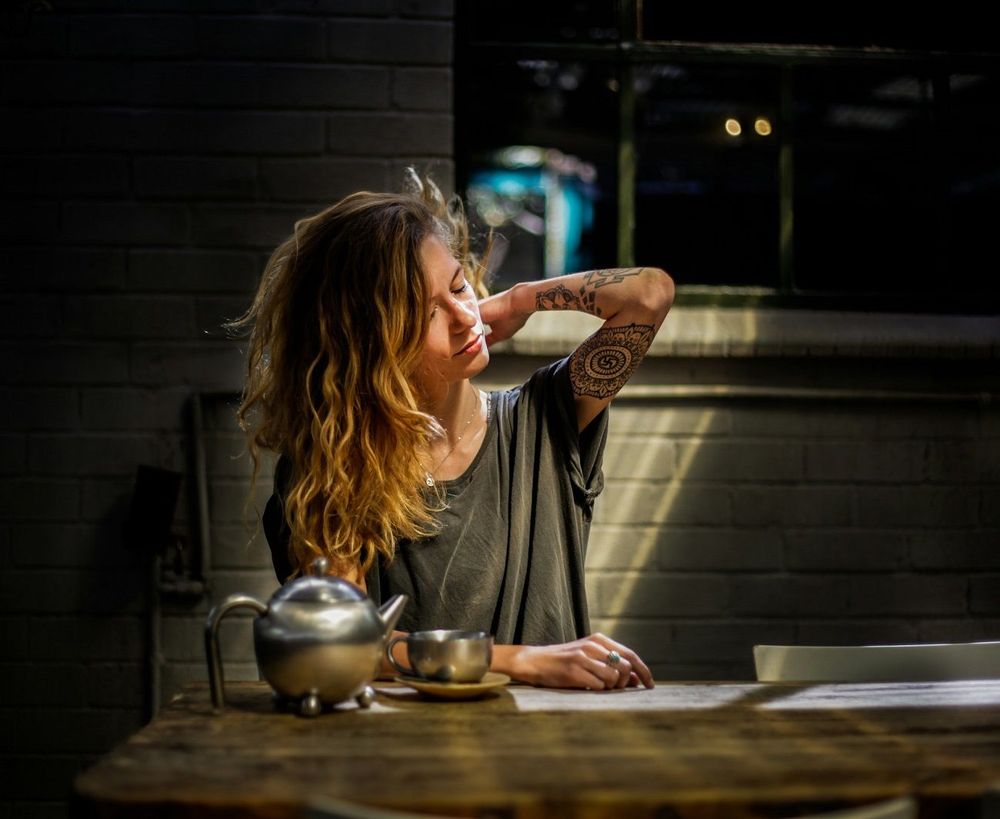 Voici le meilleur moyen de réduire instantanément son niveau de stress (ce serait plus efficace que rire ou dormir) | So Busy Girls