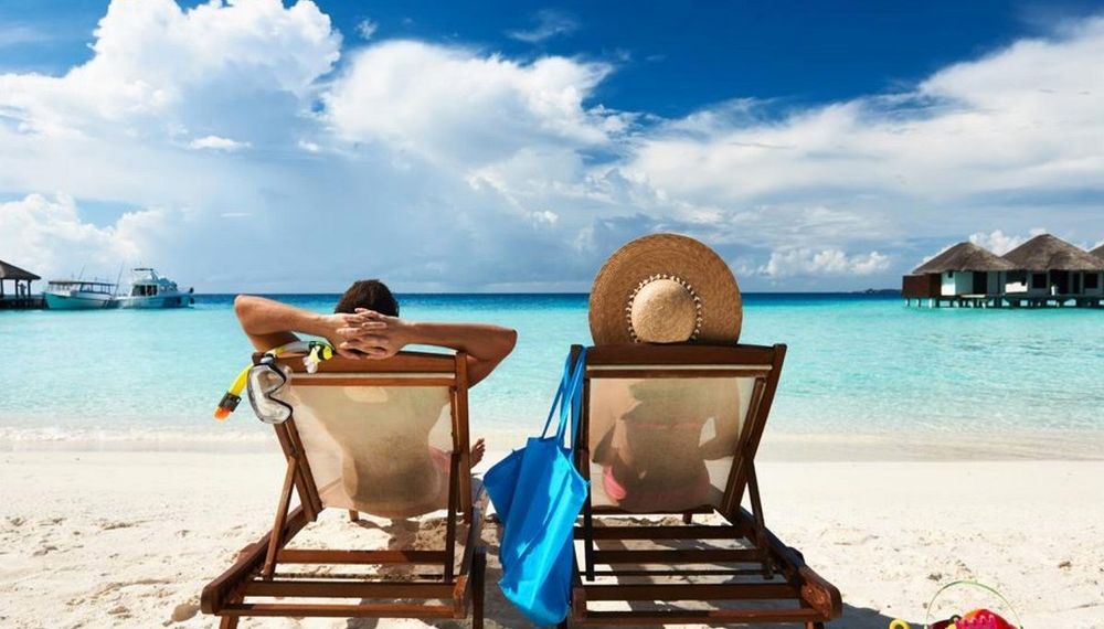 Dans cette entreprise, les employés reçoivent une prime de 6750€ pour partir en vacances | So Busy Girls