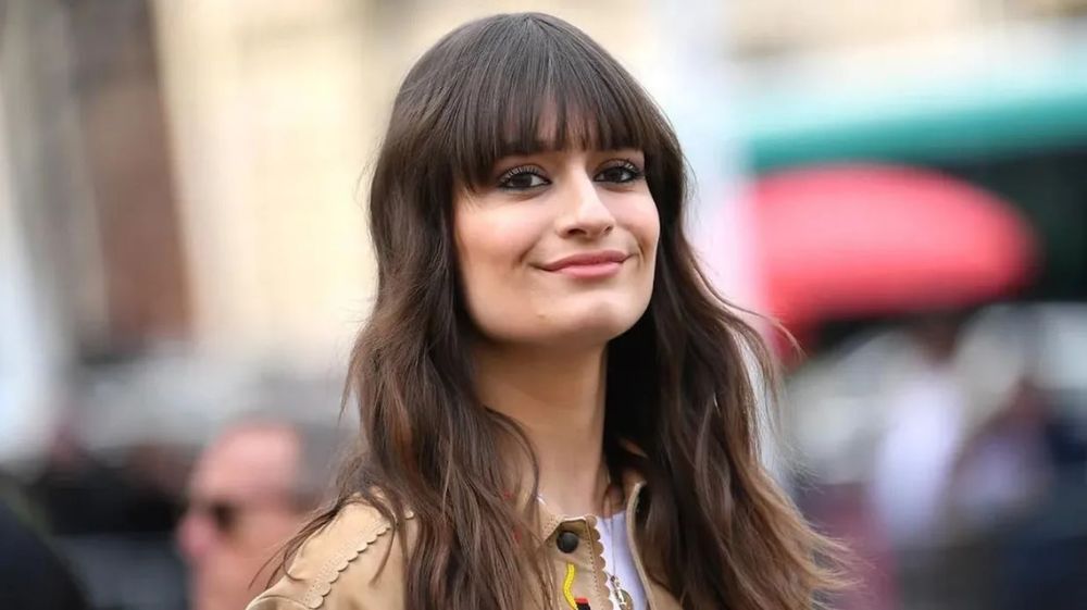 Clara Luciani surprend ses fans : fini la musique, elle devient animatrice radio sur RTL | So Busy Girls