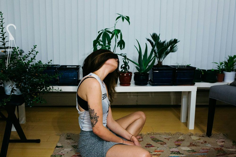 3 postures de yoga qui vous feront passer une nuit de sommeil parfaite | So Busy Girls