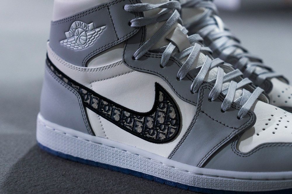 Dior et Nike viennent de dévoiler leurs nouvelles Air Jordan 1, et elles sont sublimes | So Busy Girls