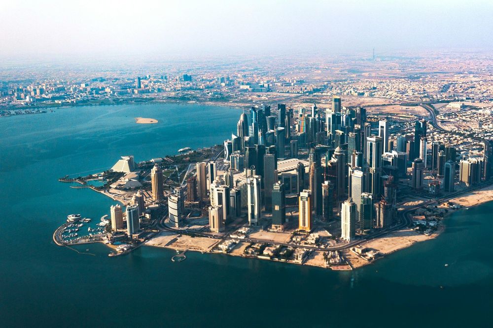 "J’ai juste filmé ce que je voyais" : au Qatar, 313 personnes arrêtées après des vidéos des attaques qui ont affolé les réseaux | So Busy Girls