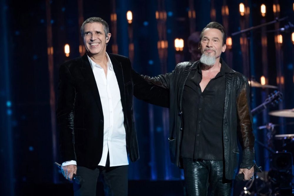 À 77 ans, Julien Clerc bluffe Florent Pagny en plein direct : voilà pourquoi | So Busy Girls