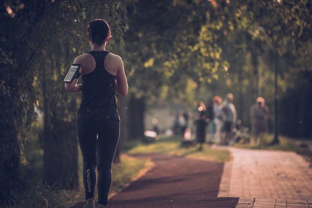 Ce que vous devez savoir si vous voulez perdre du ventre grâce à la course à pied | So Busy Girls