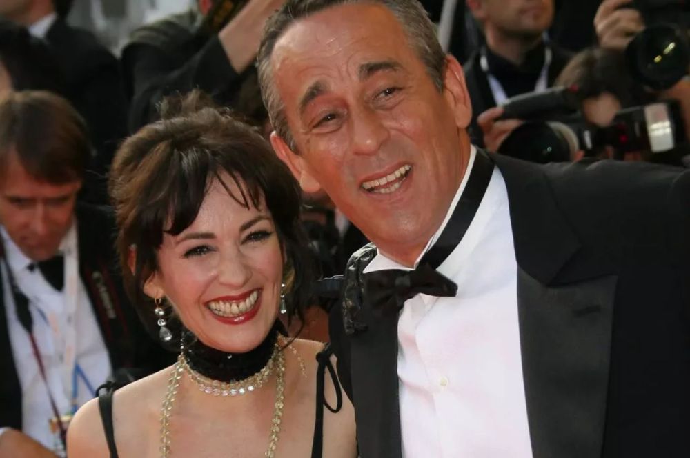 Disparition de Béatrice Ardisson : le geste bouleversant d’Audrey Crespo-Mara après la mort de l’ex-femme de Thierry Ardisson | So Busy Girls