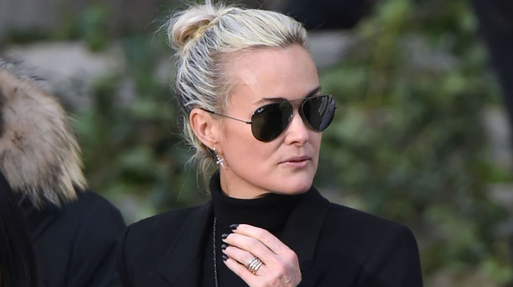Laeticia Hallyday et Serge Varsano : pourquoi cette scène a autant touché les téléspectateurs | So Busy Girls