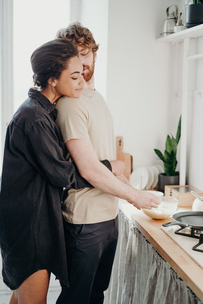 Cobwebbing : pourquoi vous avez tout intérêt à vous mettre à cette tendance amoureuse saine et libératrice | So Busy Girls