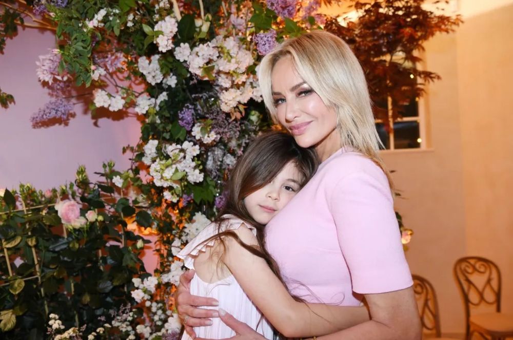 « Ma fille est devenue un instrument » : les mots d’Adriana Karembeu qui bouleversent tout | So Busy Girls